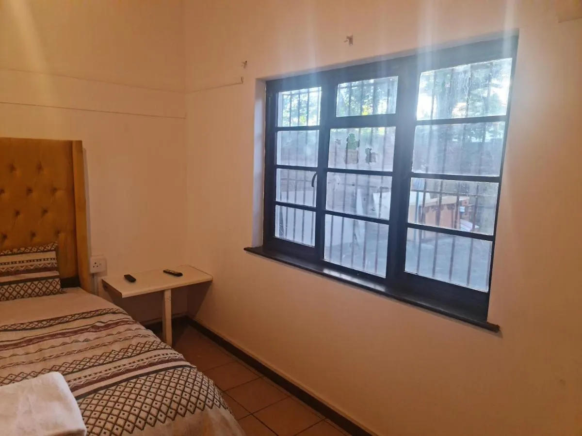 Hasate Guest House 13 Louwville Street Belliville Cape Town South Africa