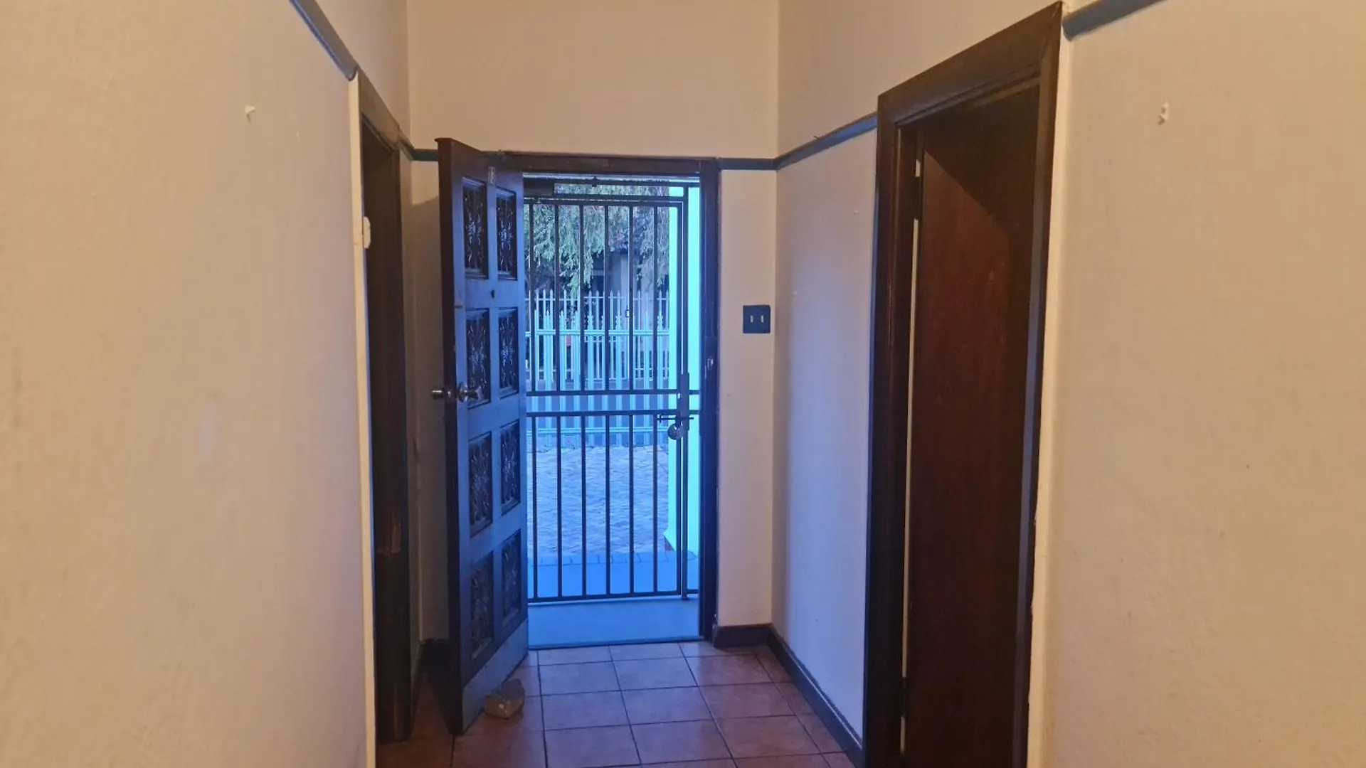 Hasate Guest House 13 Louwville Street Belliville Cape Town South Africa Villa