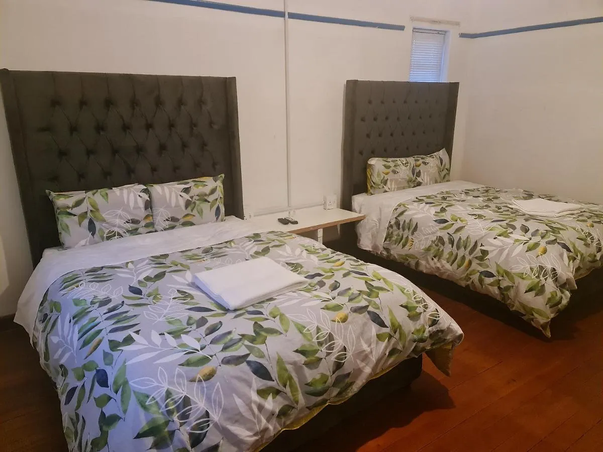 Βίλα Hasate Guest House 13 Louwville Street Belliville Cape Town South Africa