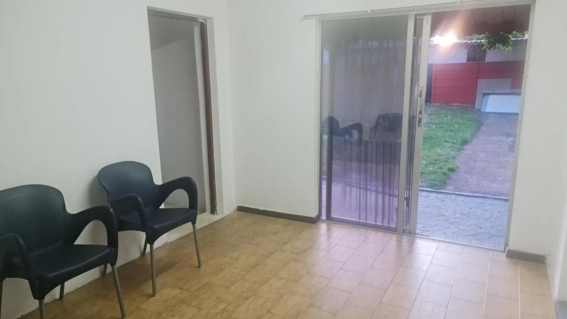 Βίλα Hasate Guest House 13 Louwville Street Belliville Cape Town South Africa